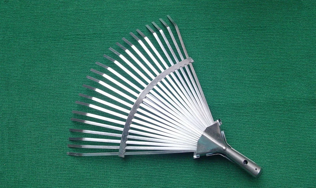 Garden Rakes for Garden Working